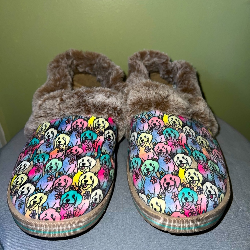 BOBS from Sketchers Dogs slippers Size 8